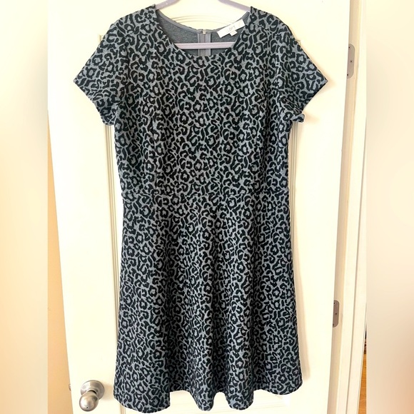 LOFT Gray/Black Animal Print Dress Women’s Size 12 - Picture 1 of 16
